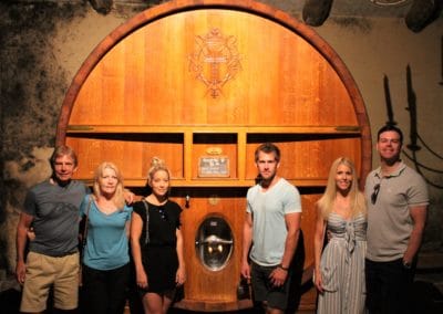 Provence Wine Tours - A family on a private wine tour at Châteauneuf-du-Pape