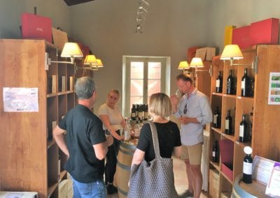 Provence Wine Tours - Private wine tasting at a Château in Lubéron